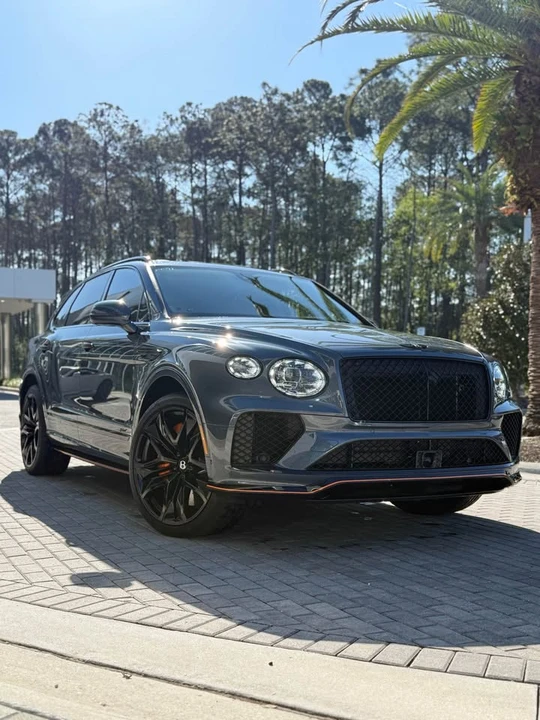 2026 Bentley Bentayga Speed - Image 6 of 6