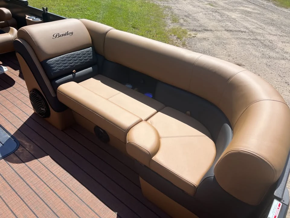2026 Bentley - Image 6 of 20