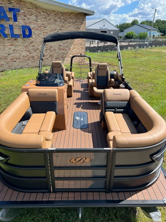 2026 Bentley - Image 19 of 20