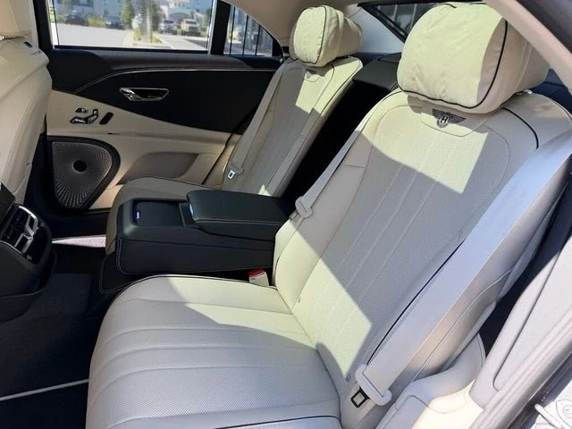 2026 Bentley Continental - Image 18 of 20