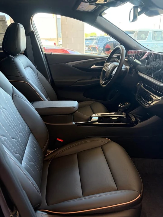 2026 Buick Envision - Image 3 of 6
