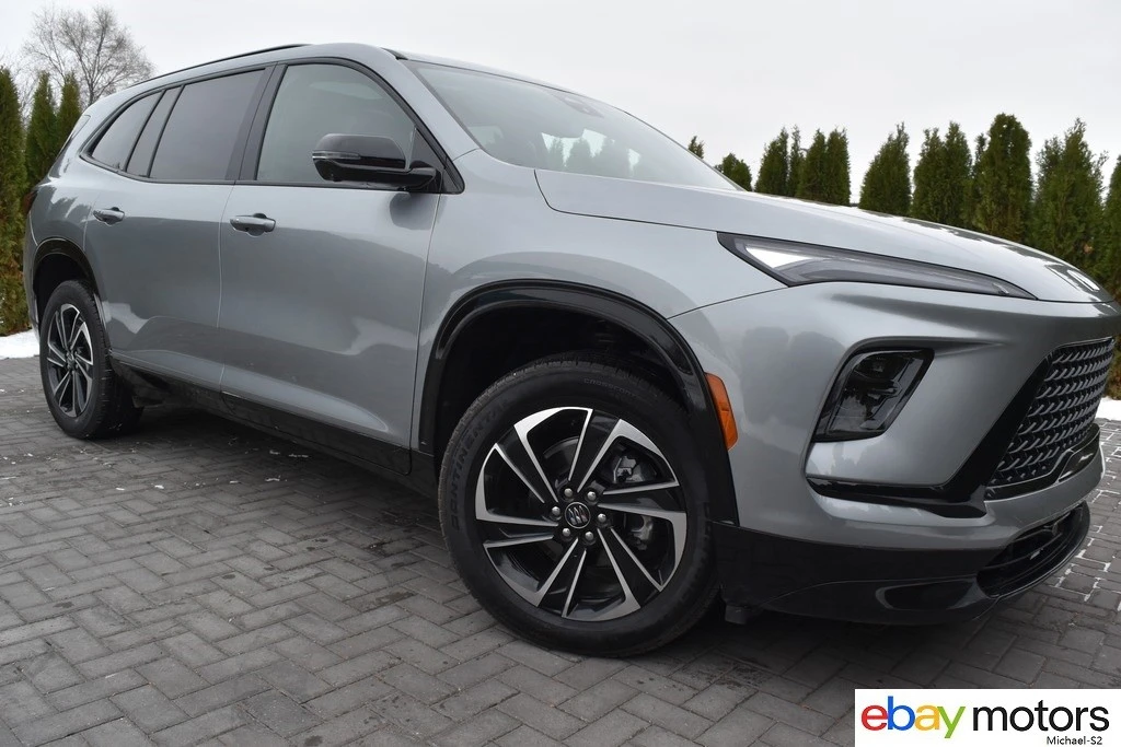2026 Buick Enclave - Image 3 of 21