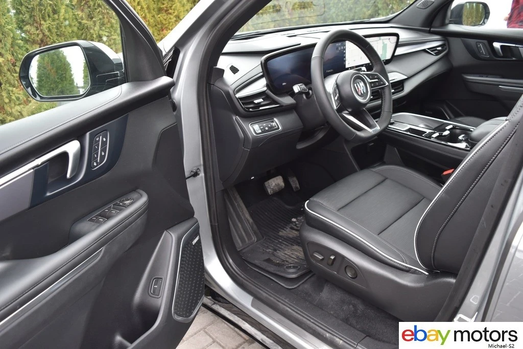 2026 Buick Enclave - Image 11 of 21