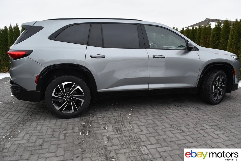 2026 Buick Enclave - Image 4 of 21