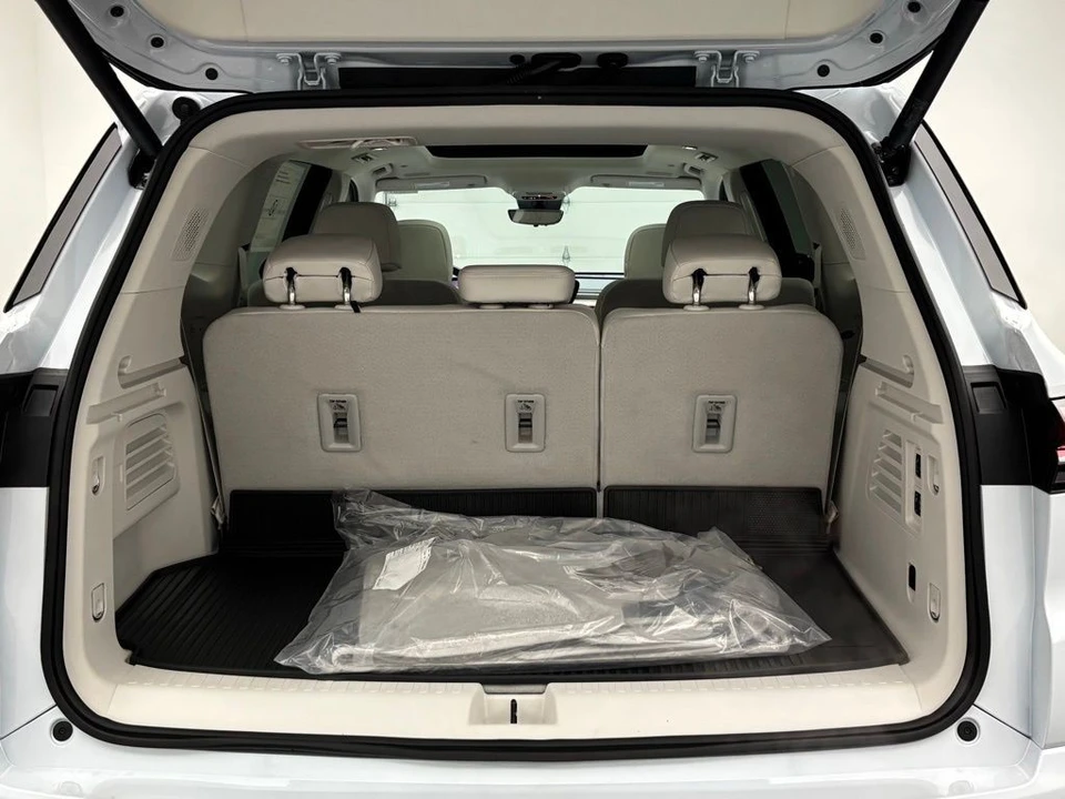 2026 Buick Enclave - Image 11 of 12
