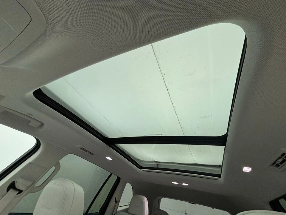 2026 Buick Enclave - Image 3 of 12