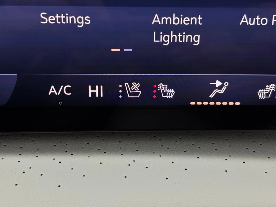 2026 Buick Enclave - Image 5 of 12