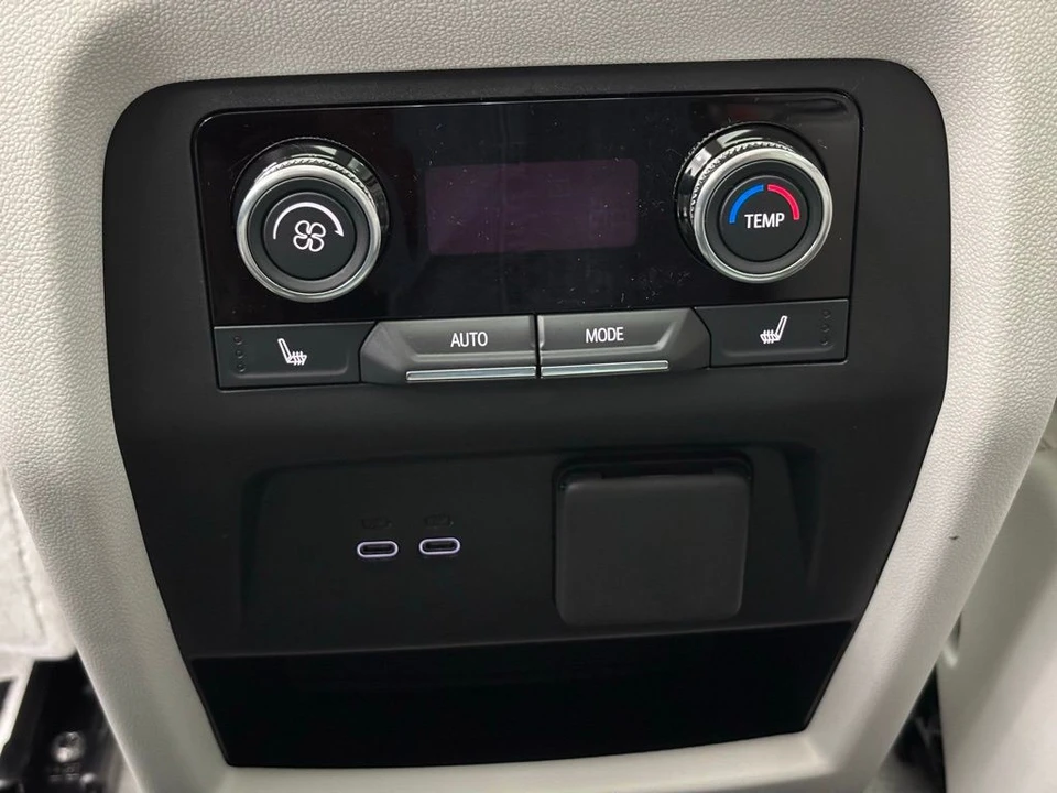 2026 Buick Enclave - Image 7 of 12