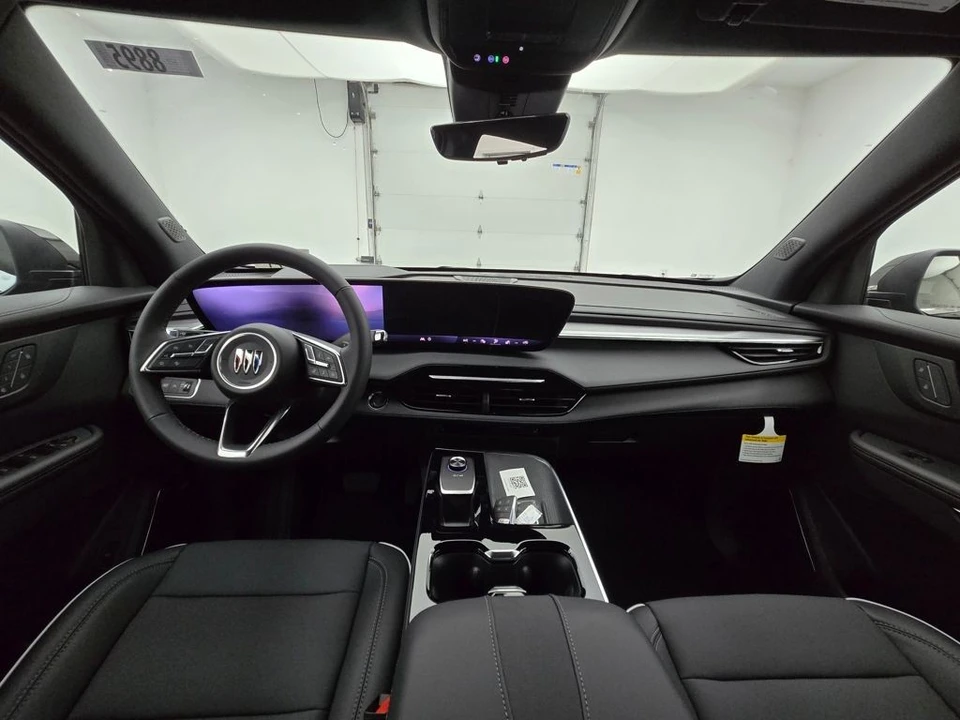 2026 Buick Enclave - Image 2 of 12