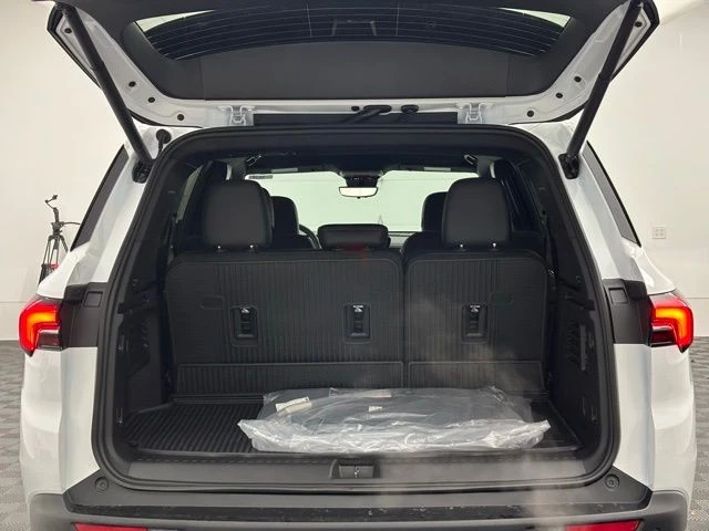 2026 Buick Enclave - Image 10 of 12
