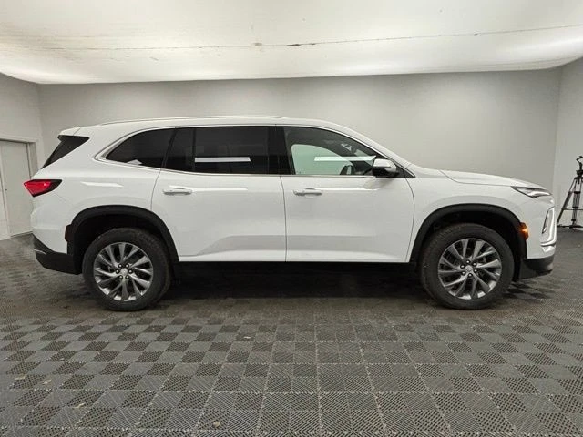 2026 Buick Enclave - Image 7 of 12