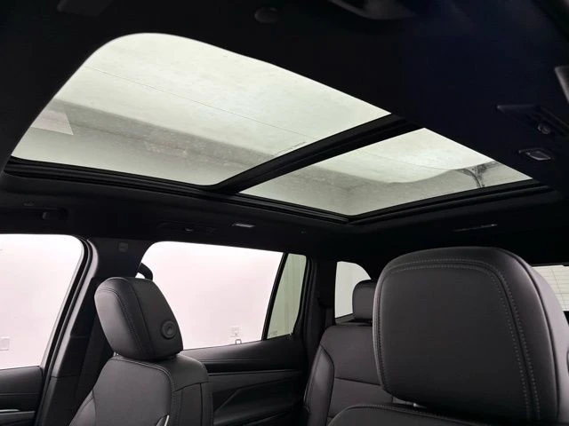 2026 Buick Enclave - Image 4 of 12