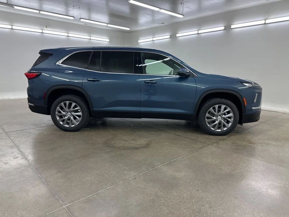 2026 Buick Enclave - Image 12 of 12