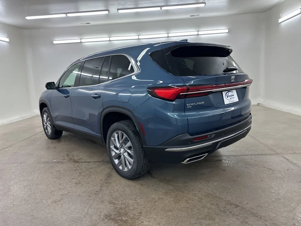 2026 Buick Enclave - Image 7 of 12