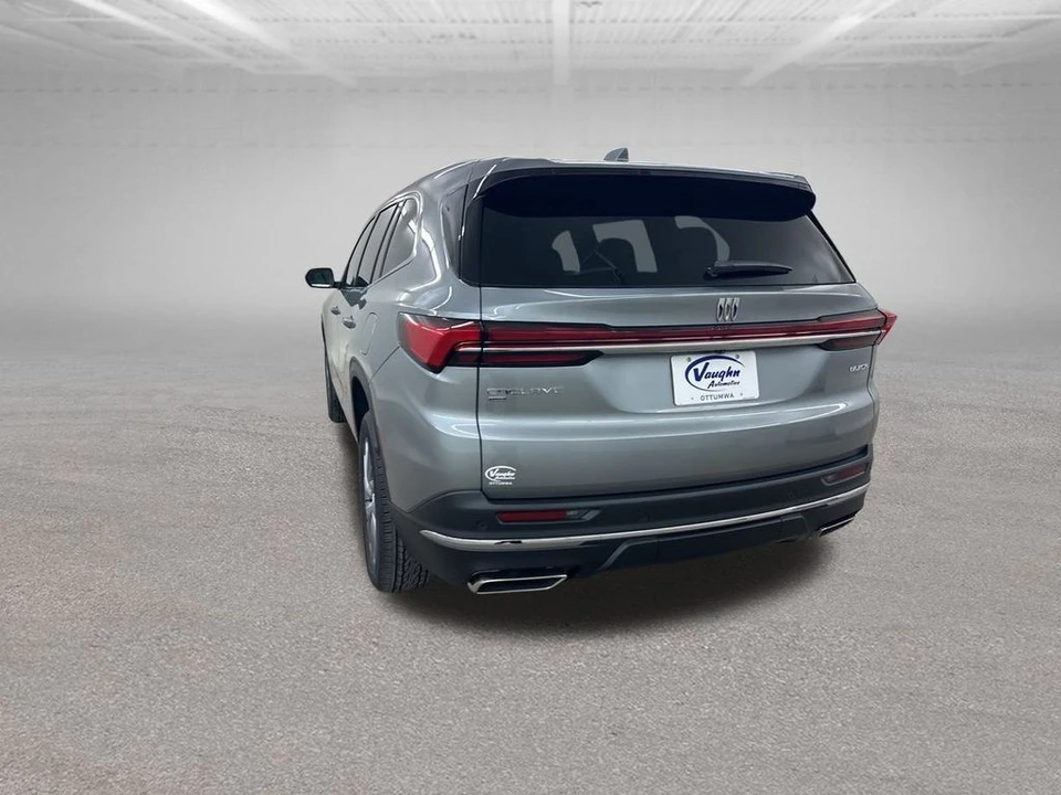 2026 Buick Enclave - Image 8 of 12