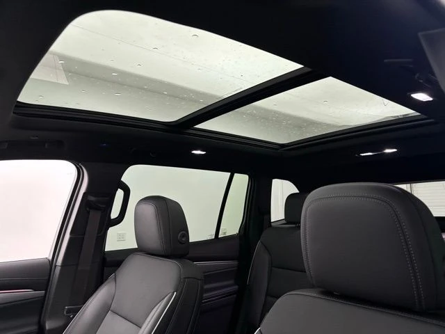 2026 Buick Enclave - Image 4 of 12