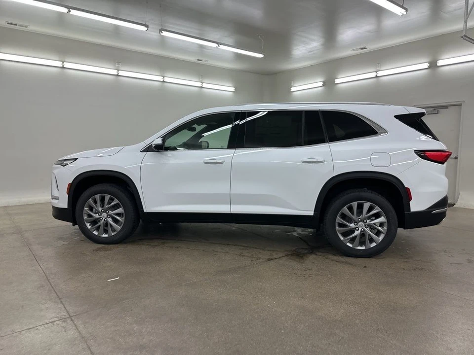 2026 Buick Enclave - Image 6 of 12