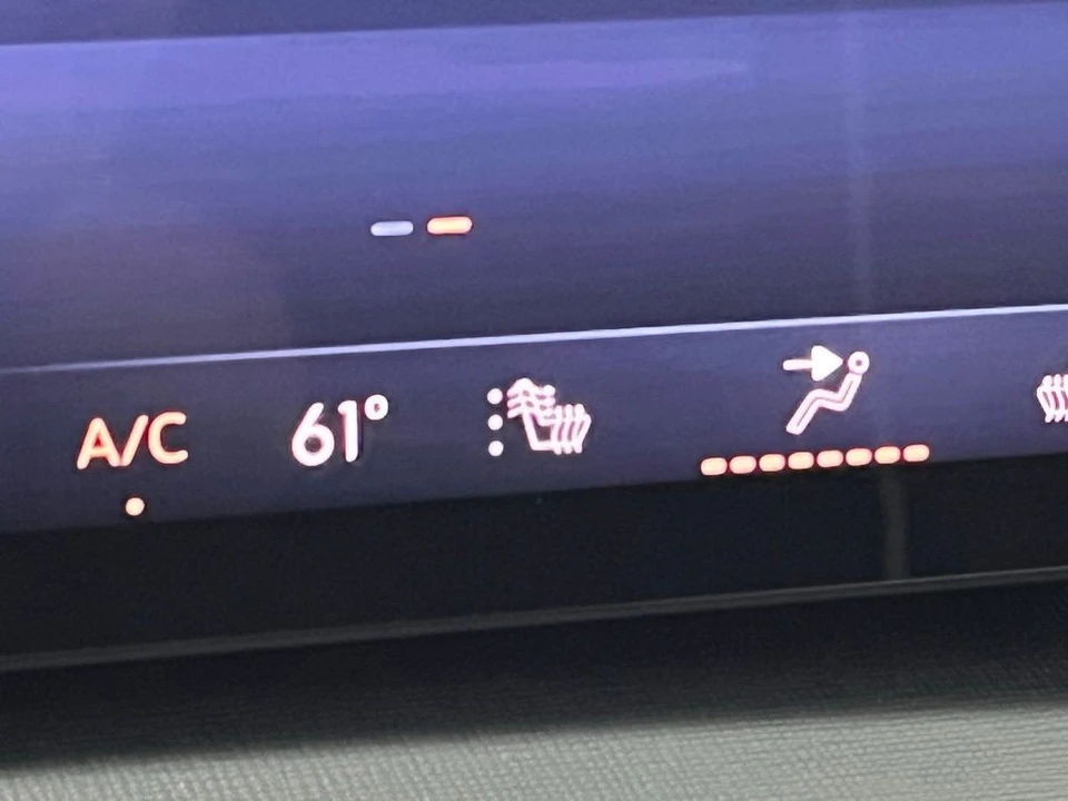 2026 Buick Enclave - Image 5 of 12