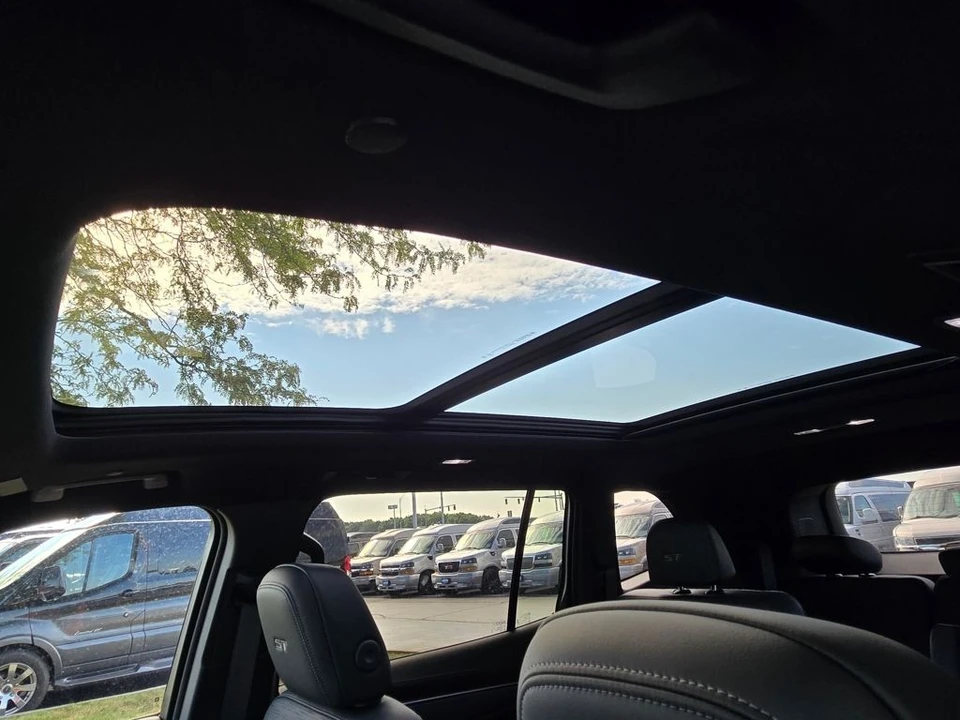 2026 Buick Enclave - Image 8 of 12
