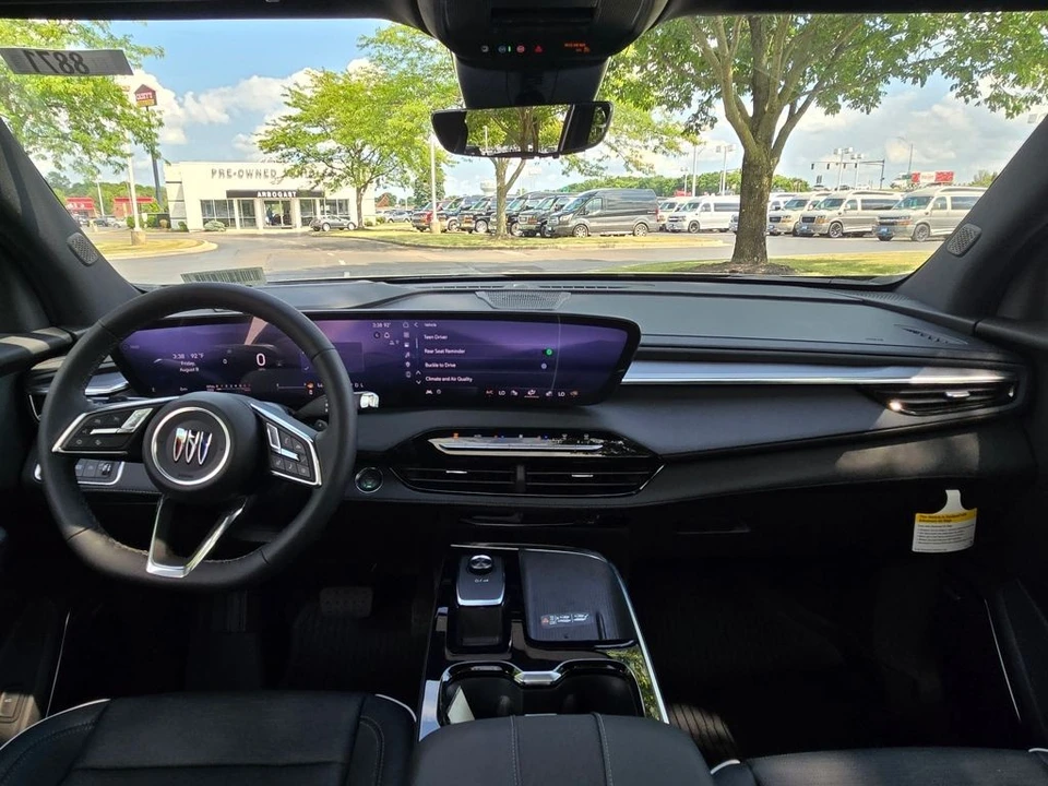 2026 Buick Enclave - Image 2 of 12
