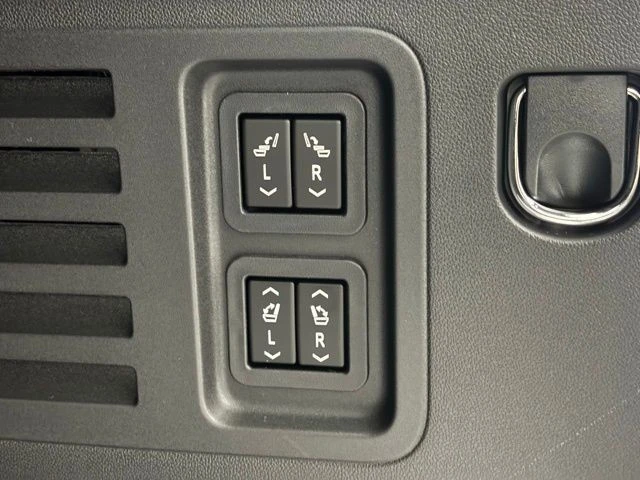 2026 Buick Enclave - Image 12 of 12