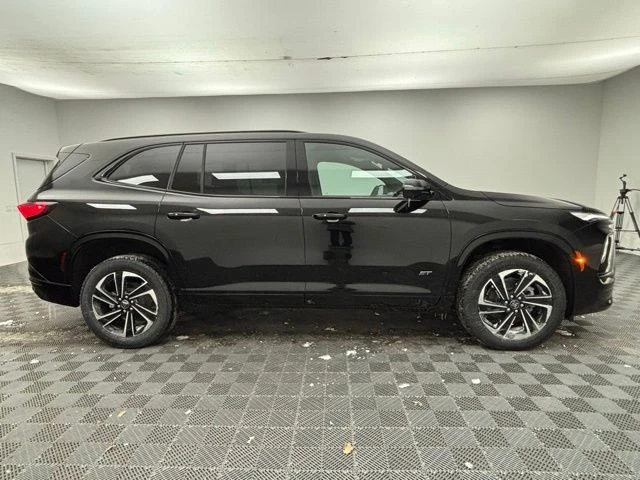 2026 Buick Enclave - Image 8 of 12