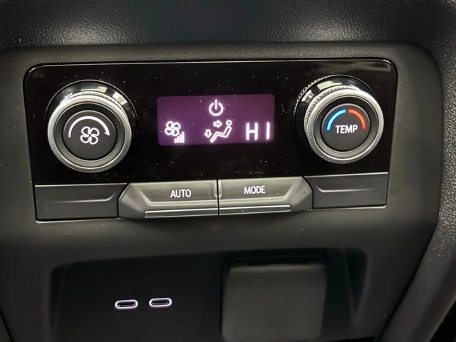 2026 Buick Enclave - Image 7 of 12