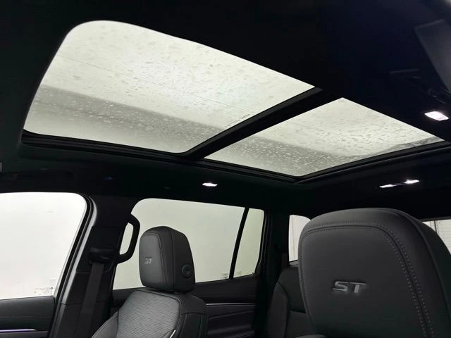 2026 Buick Enclave - Image 4 of 12