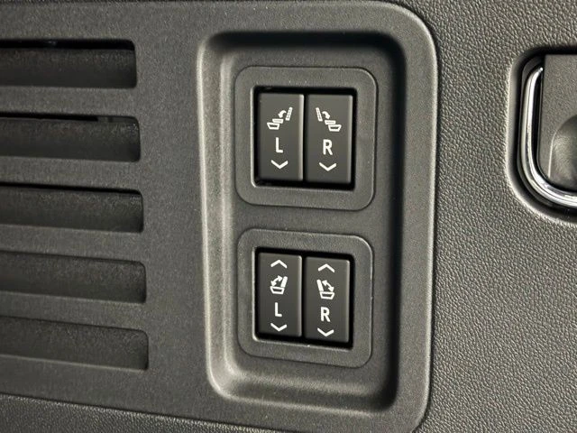 2026 Buick Enclave - Image 12 of 12