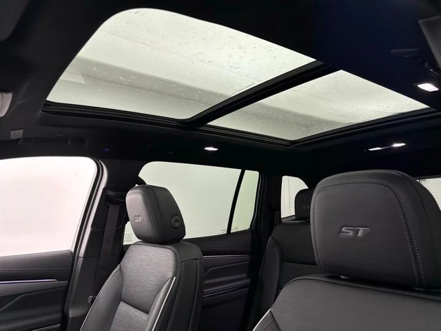 2026 Buick Enclave - Image 4 of 12