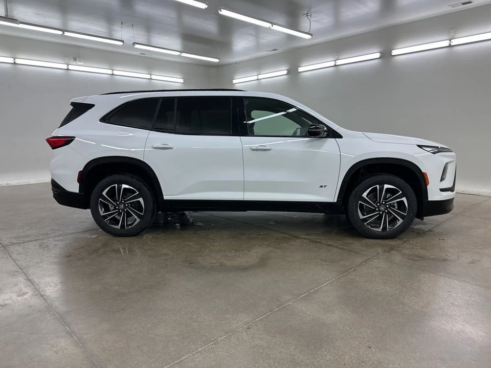 2026 Buick Enclave - Image 12 of 12