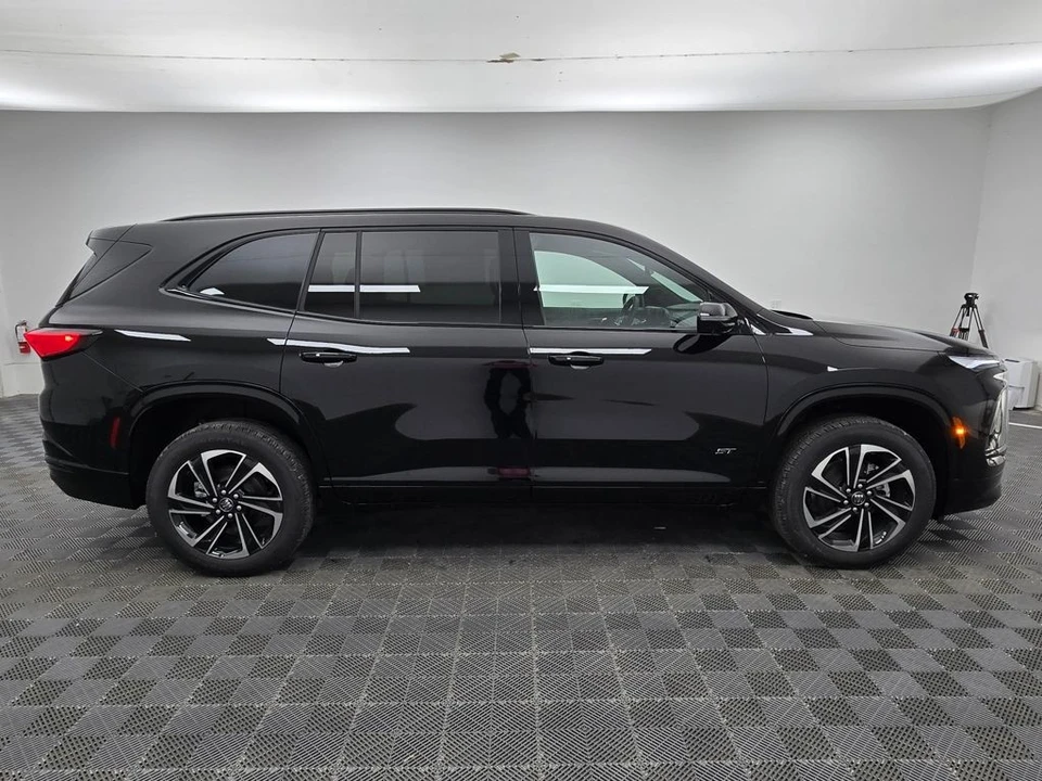 2026 Buick Enclave - Image 11 of 12