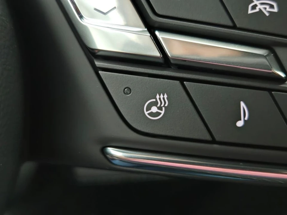 2026 Buick Enclave - Image 7 of 12