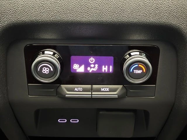 2026 Buick Enclave - Image 6 of 12