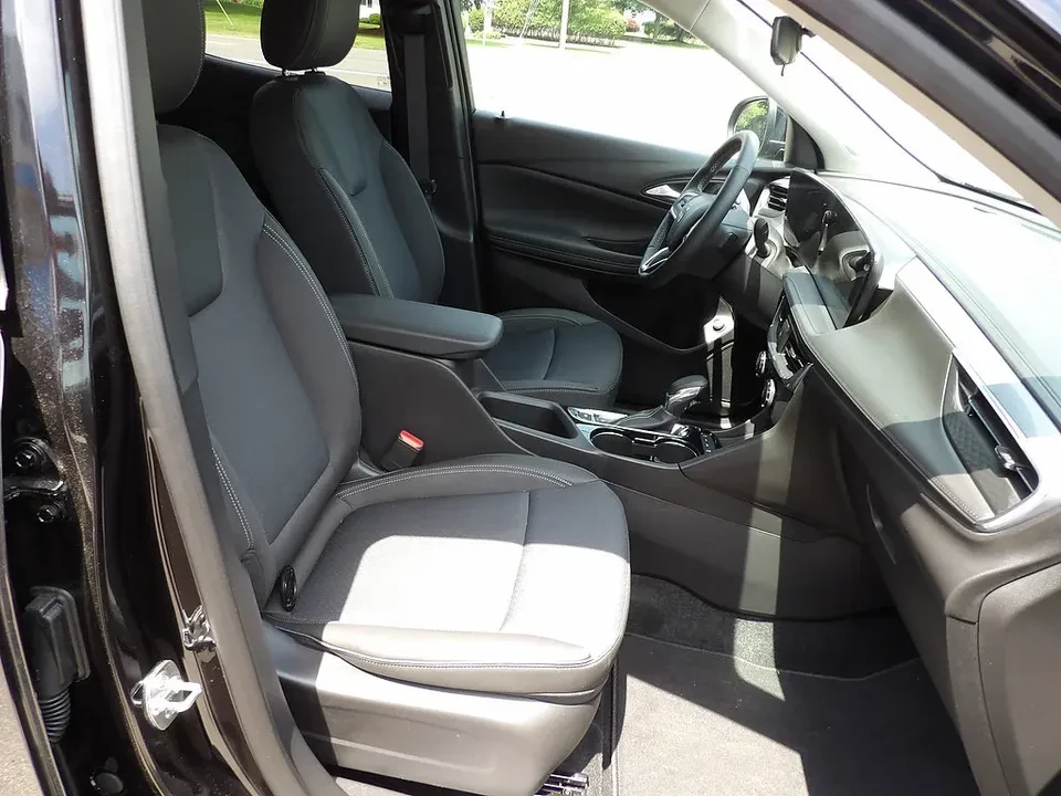 2026 Buick Encore GX - Image 19 of 20