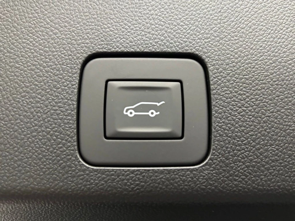 2026 Buick Encore GX - Image 9 of 12