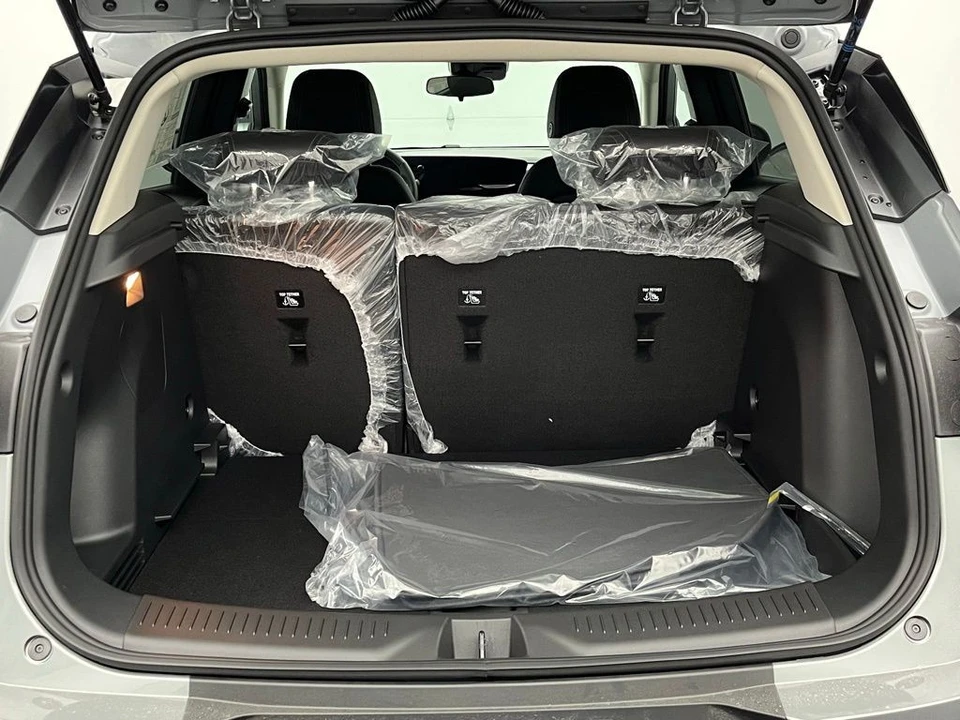 2026 Buick Encore GX - Image 9 of 12