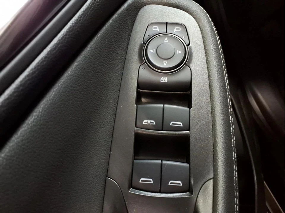 2026 Buick Encore GX - Image 16 of 21