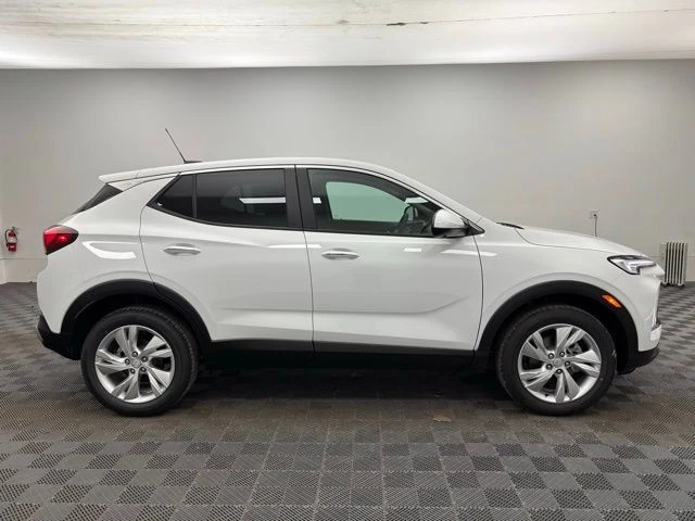 2026 Buick Encore GX - Image 5 of 12