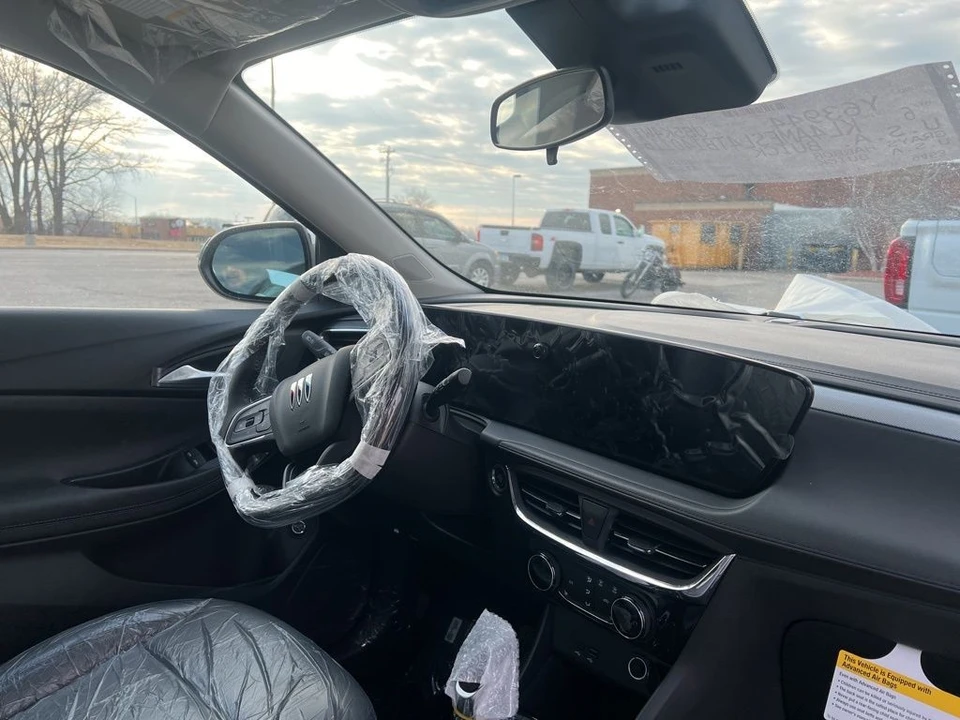 2026 Buick Encore GX - Image 10 of 11