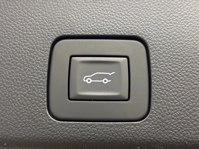 2026 Buick Encore GX - Image 9 of 12