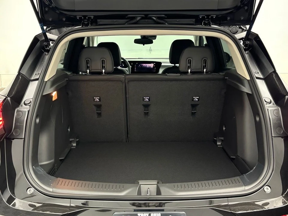 2026 Buick Encore GX - Image 8 of 12