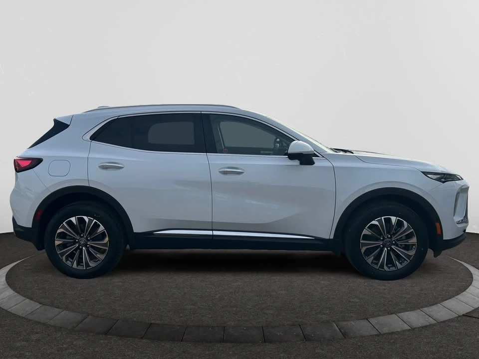 2026 Buick Envision - Image 3 of 12