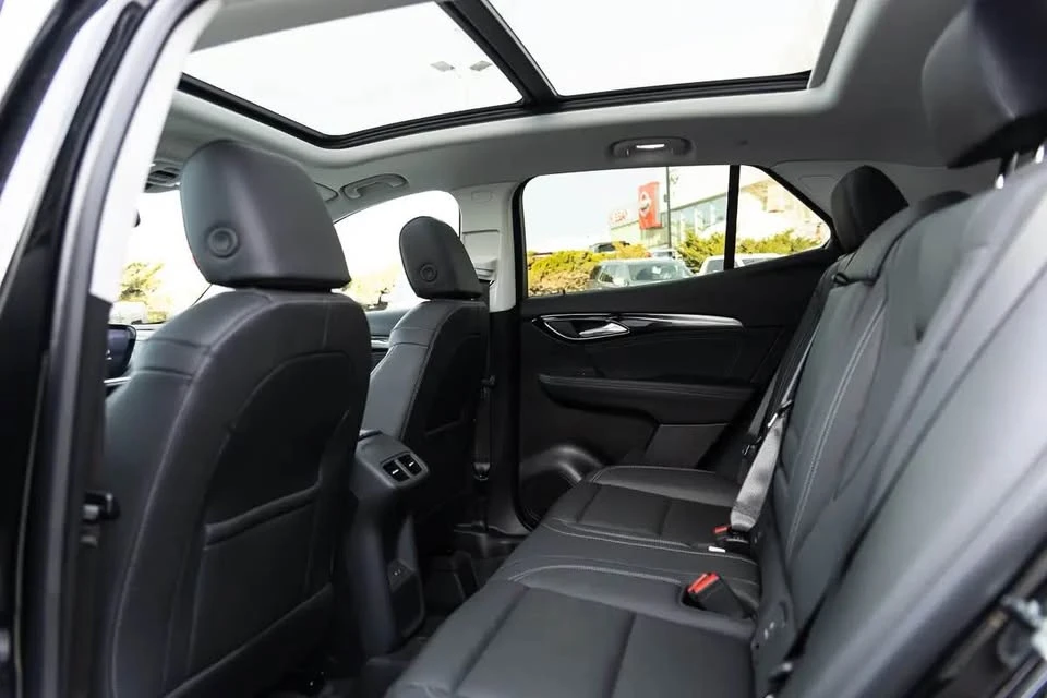 2026 Buick Envision - Image 9 of 11