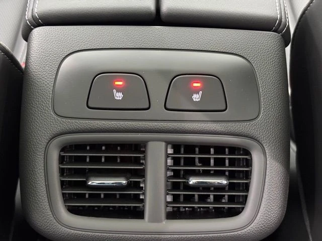 2026 Buick Envision - Image 7 of 12