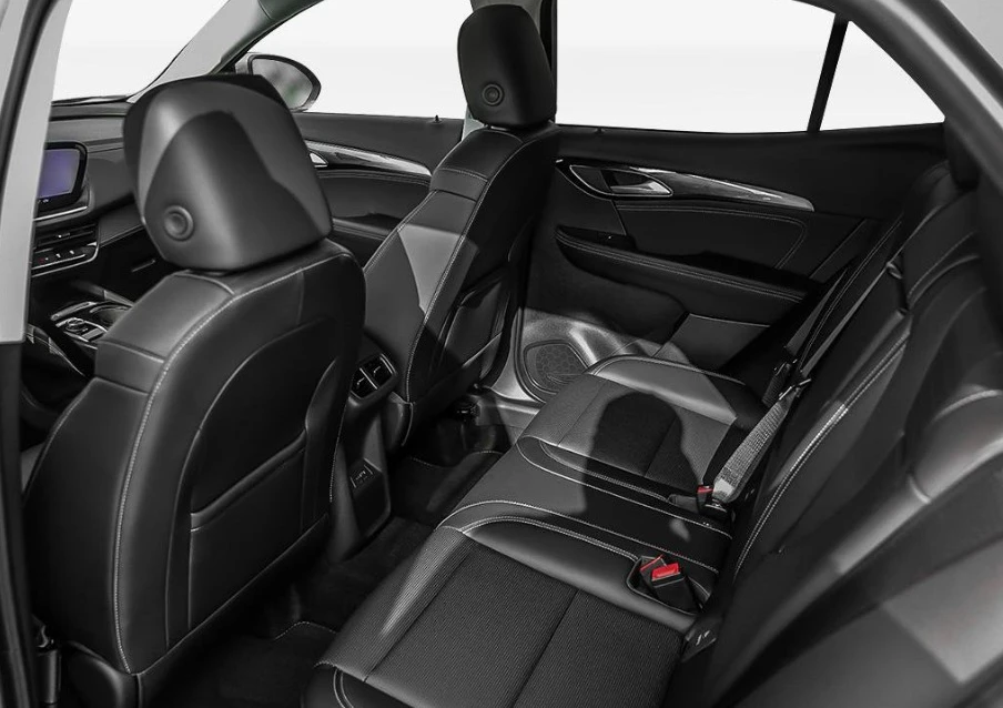 2026 Buick Envision - Image 9 of 10