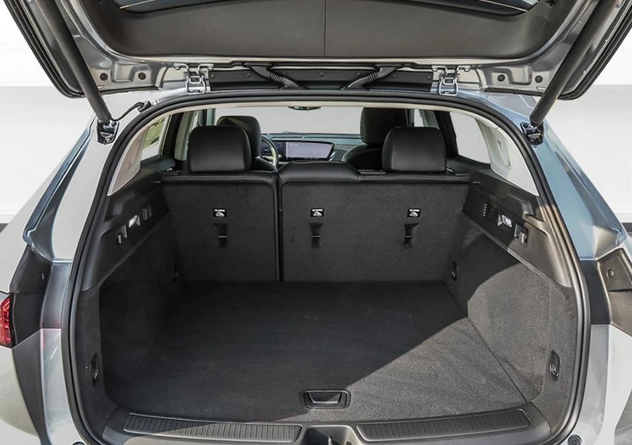 2026 Buick Envision - Image 6 of 10