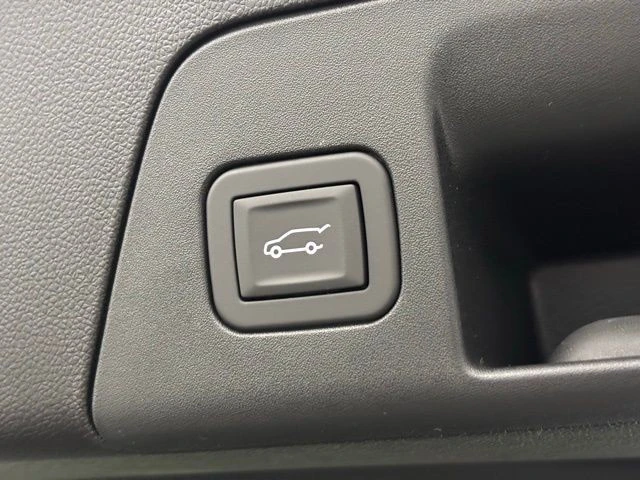 2026 Buick Envision - Image 10 of 12
