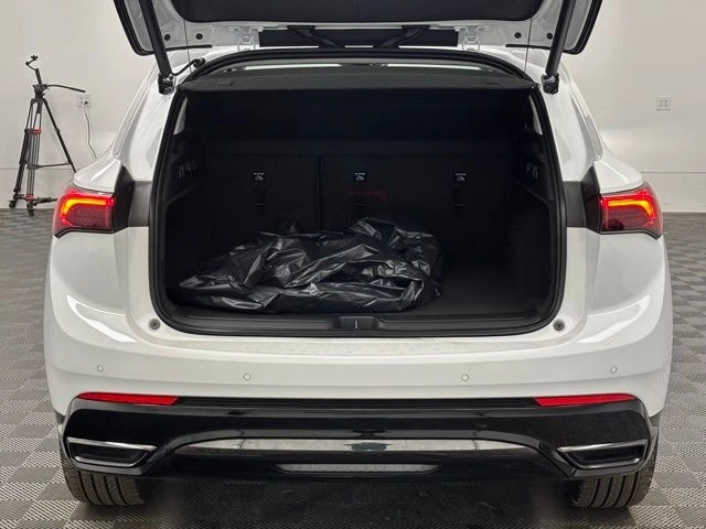 2026 Buick Envision - Image 9 of 12