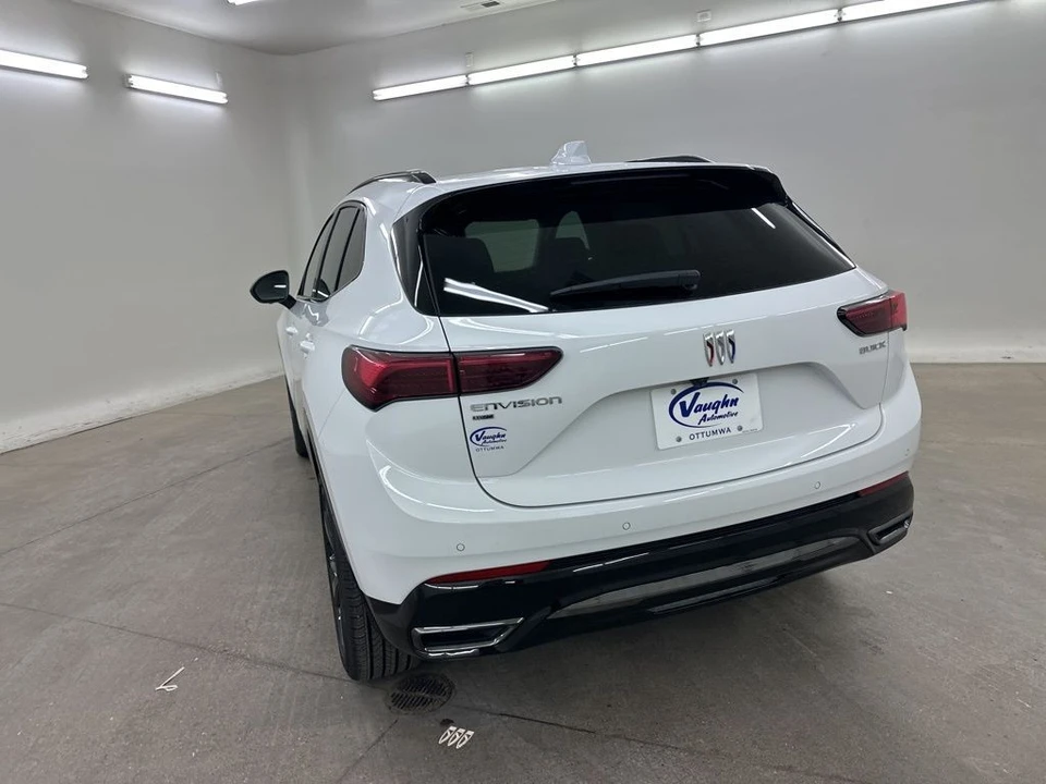 2026 Buick Envision - Image 8 of 12